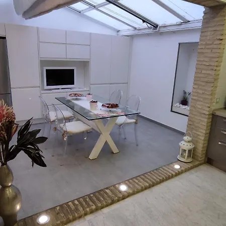 Apartamento Un Jardin En La Alfalfa - Kainga Homes Siviglia Esterno foto